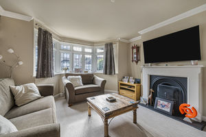 Living room- click for photo gallery